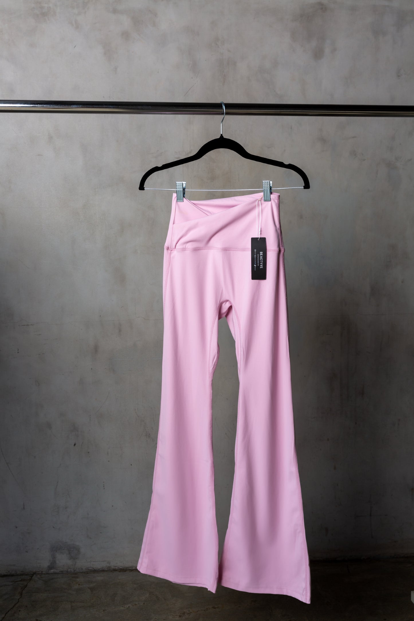 Balance Flare Leggings - PEONY PINK
