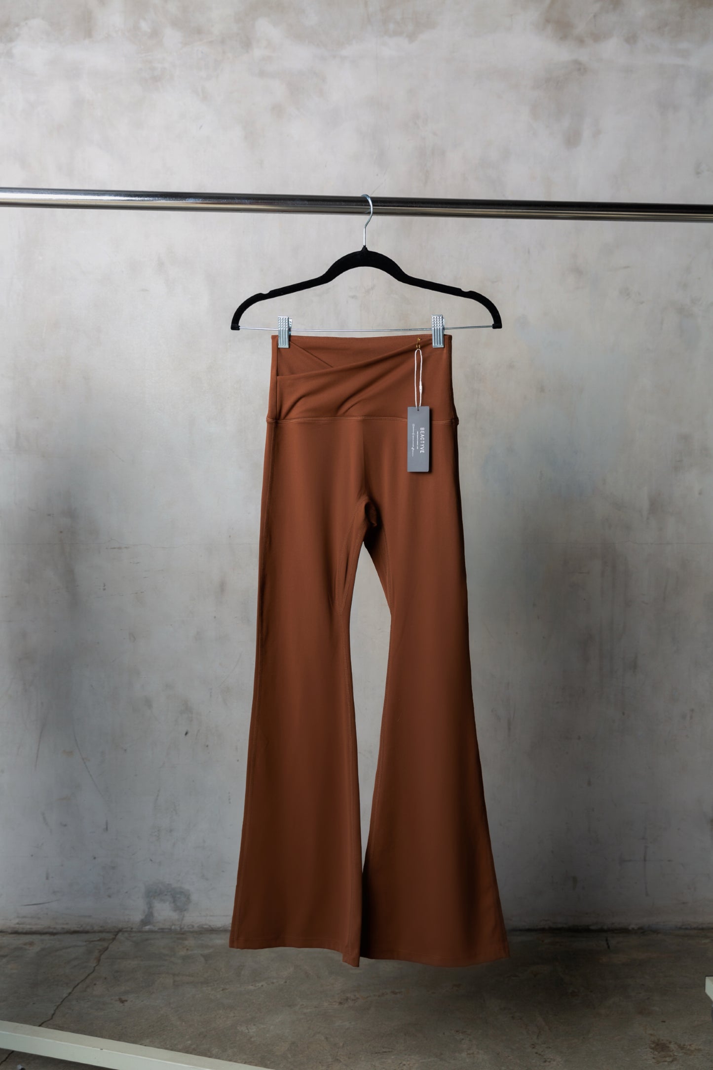 Balance Flare Leggings - ESPRESSO