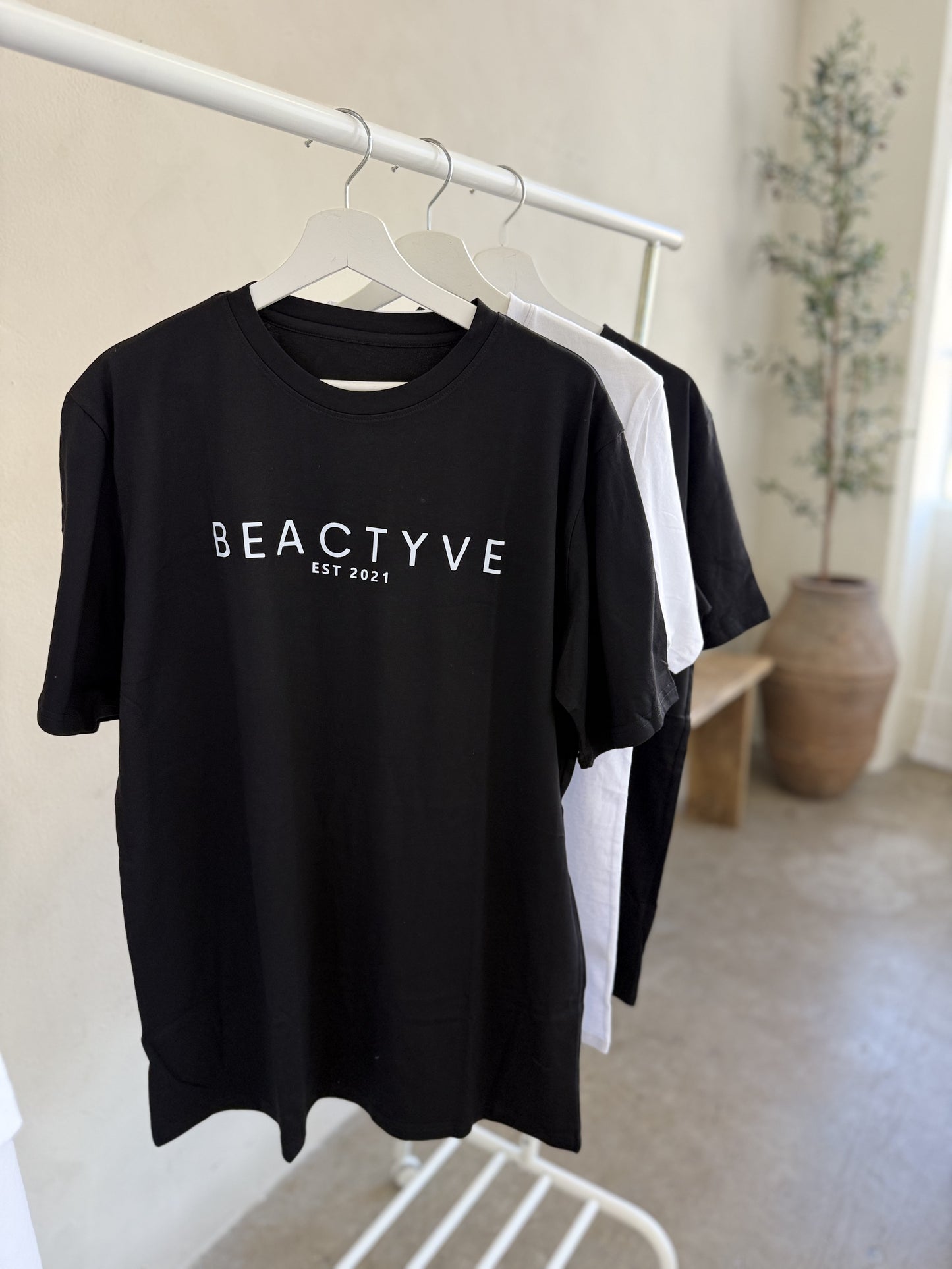Everyday Oversized T-shirt - BLACK