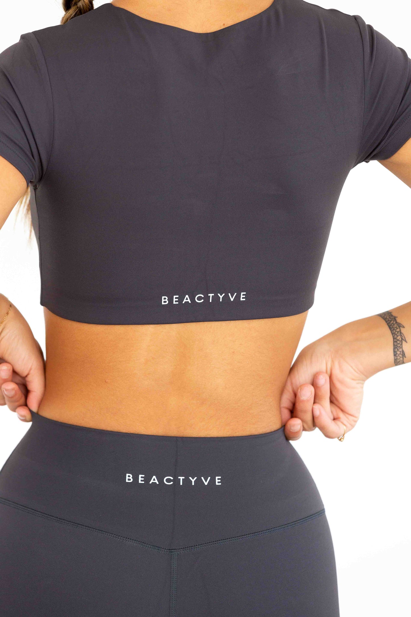 Align Short Sleeve Crop Top - SLATE