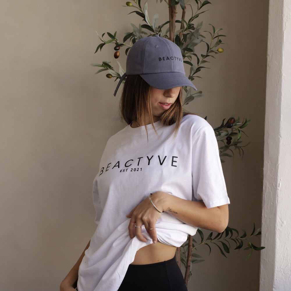 
                  
                    Everyday Oversized T-shirt - WHITE
                  
                