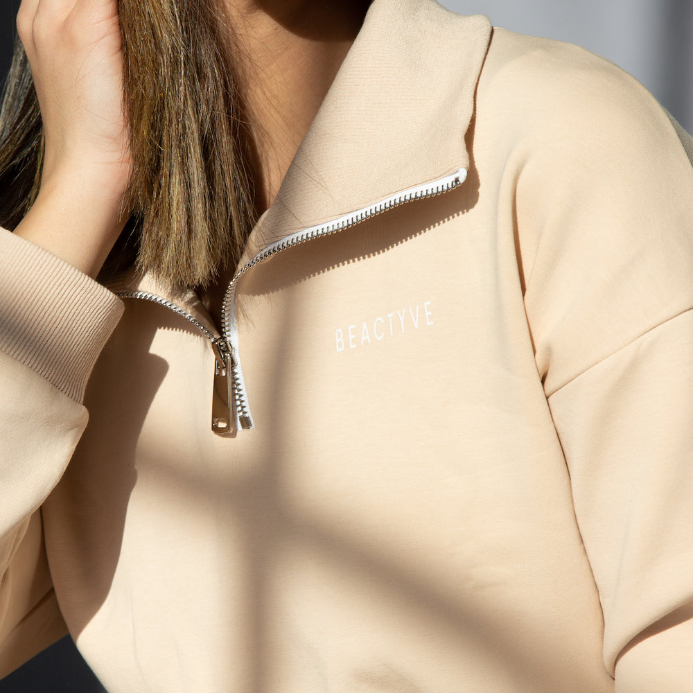 
                  
                    Signature Half-Zip Crop Hoodies-IVORY CREAM
                  
                