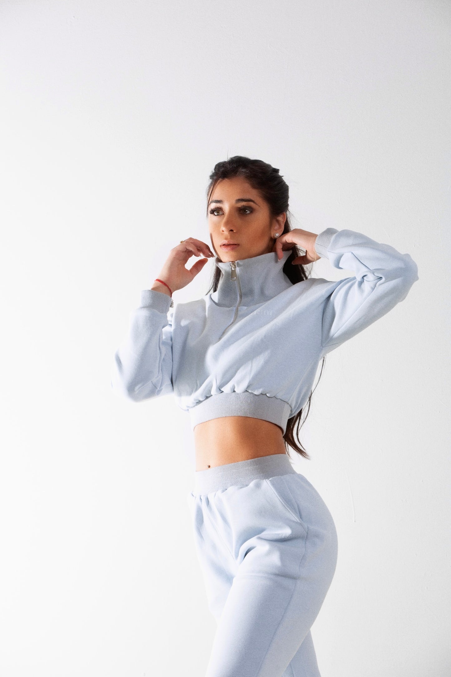 Signature Half-Zip Crop Hoodies-SKY BLUE