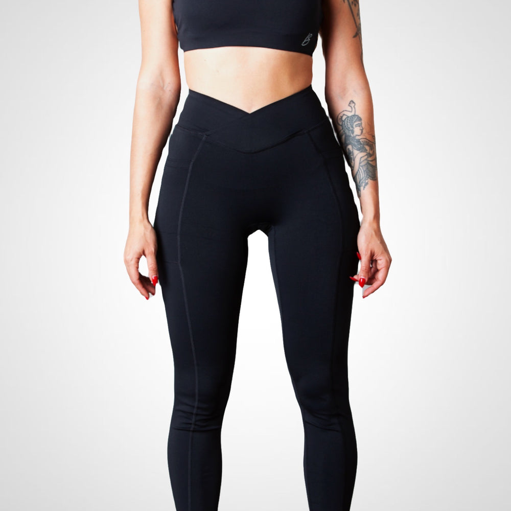 
                  
                    Desire V-Shape Pocket Leggings - JADE BLACK
                  
                